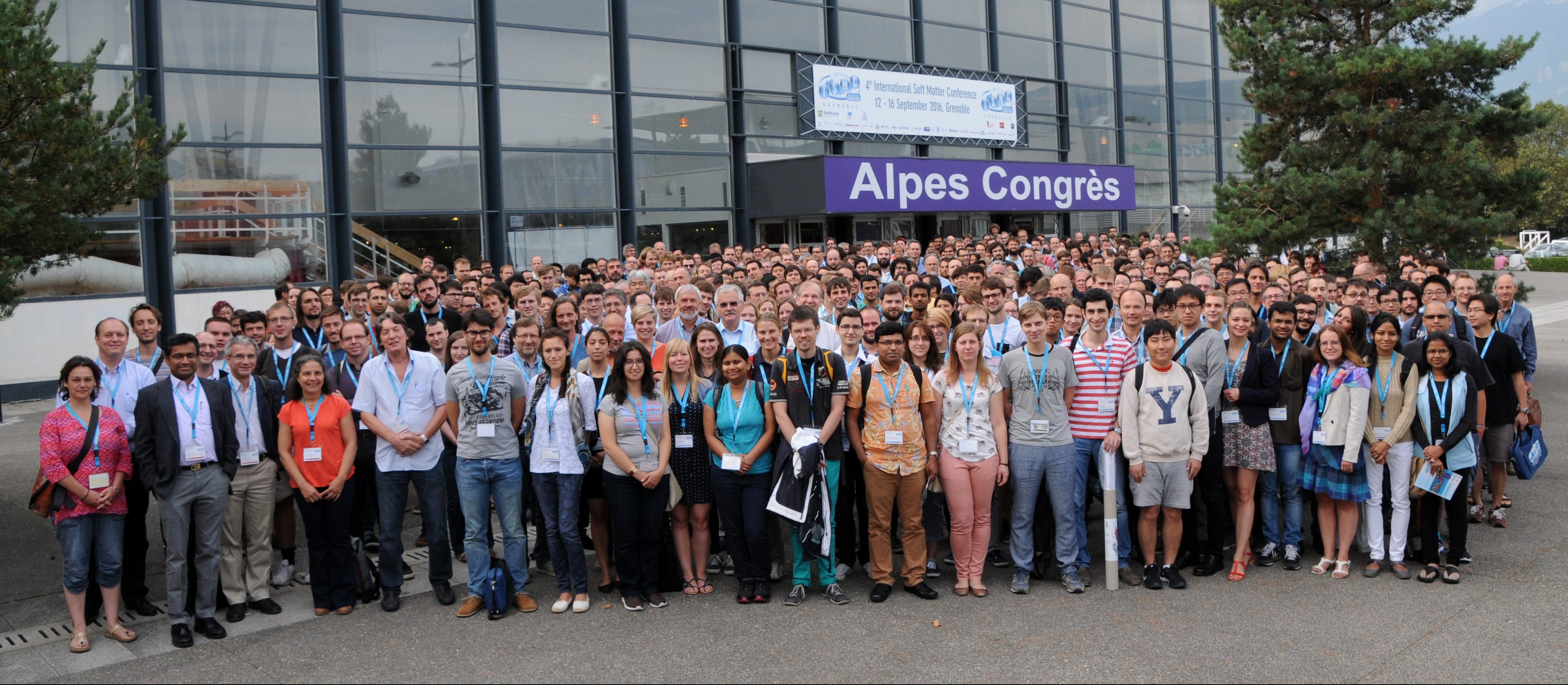 Attendees of the ISMC2016 in front of the Alpes Congrès Center. Copyright: Serge Claisse@ILL, www.ill.eu, reprinted by permission of Taylor & Francis LLC, from Fragneto G at al., Neutron News, 2016;28(1):11-14.